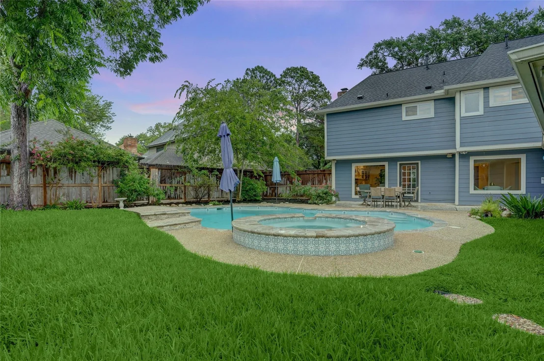 Photo of 602 Windsor Glen Drive