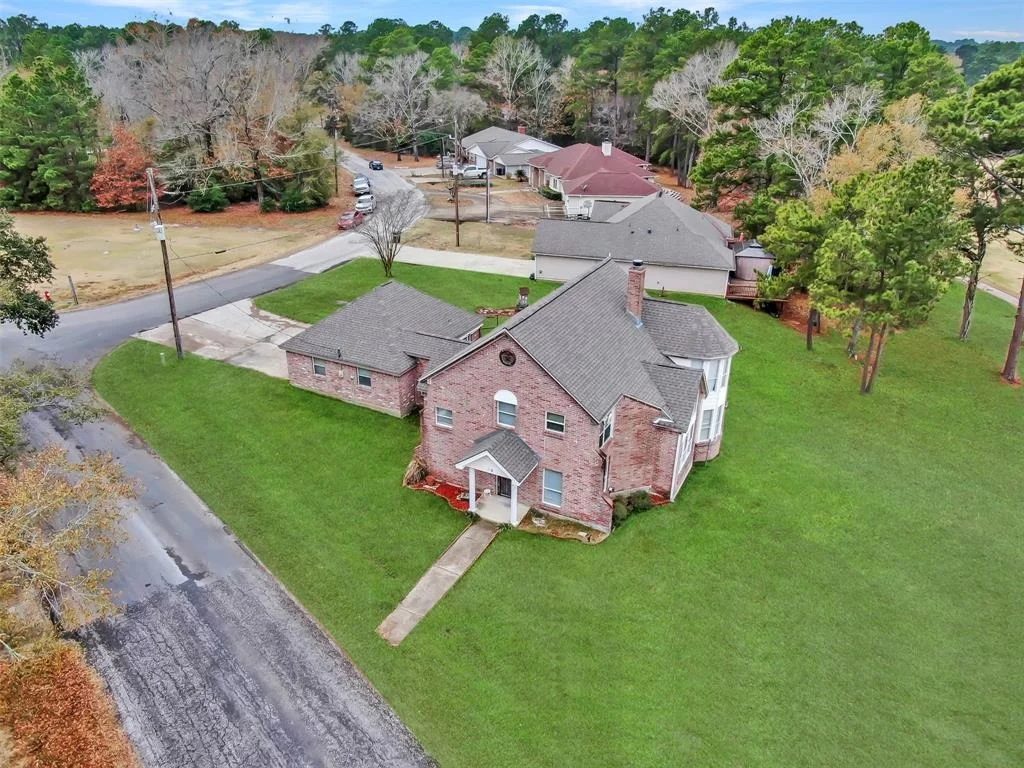 Photo of 39 Westwood Drive W