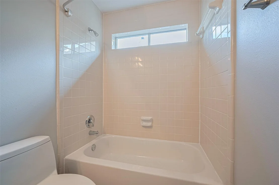 Photo of 15427 Oxenford Drive