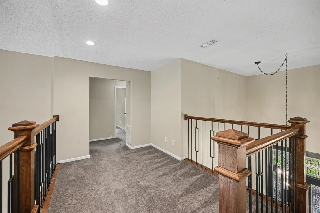 Photo of 98 Breezy Point Place