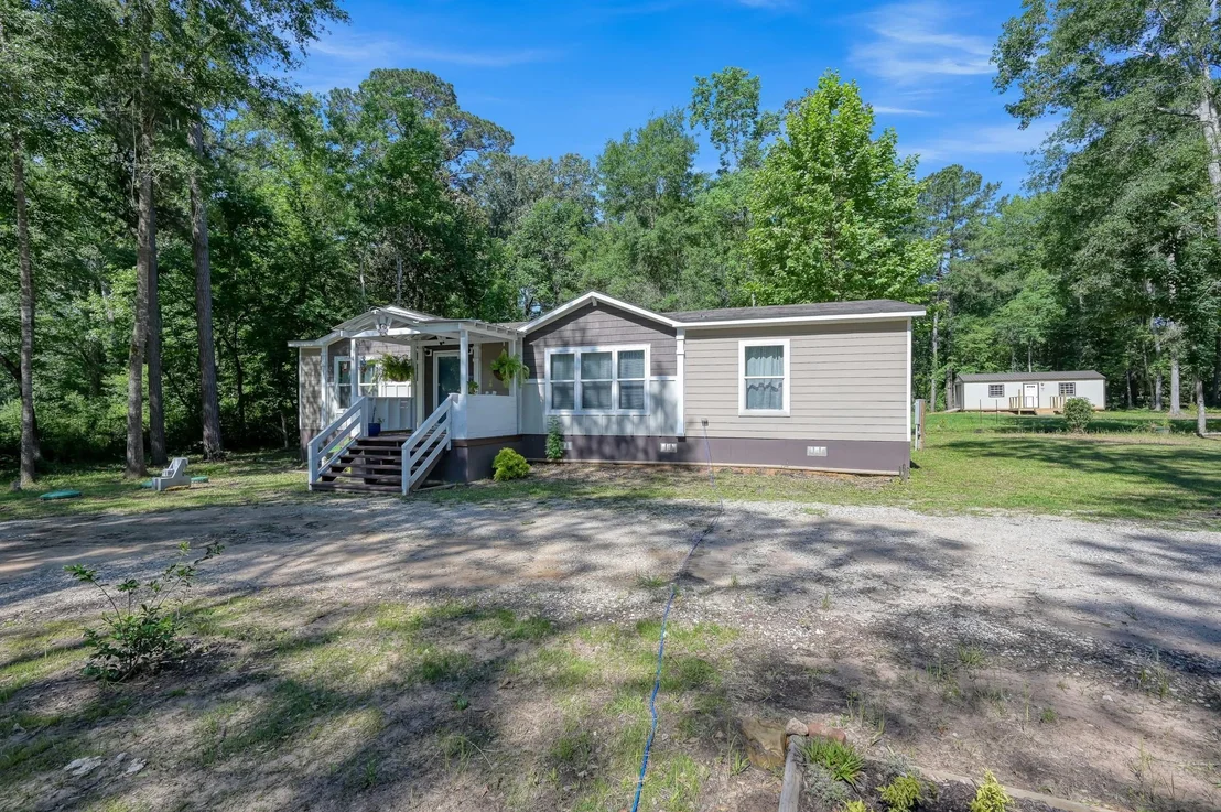 Photo of 161 Lake Road