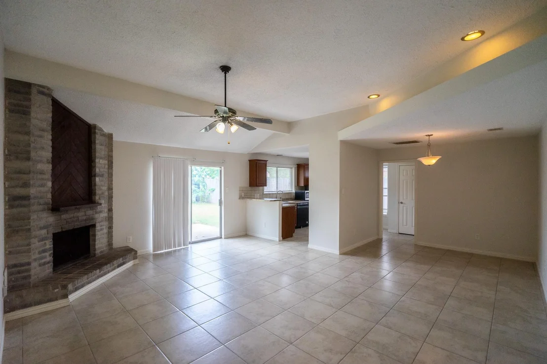 Photo of 423 Capehill Drive