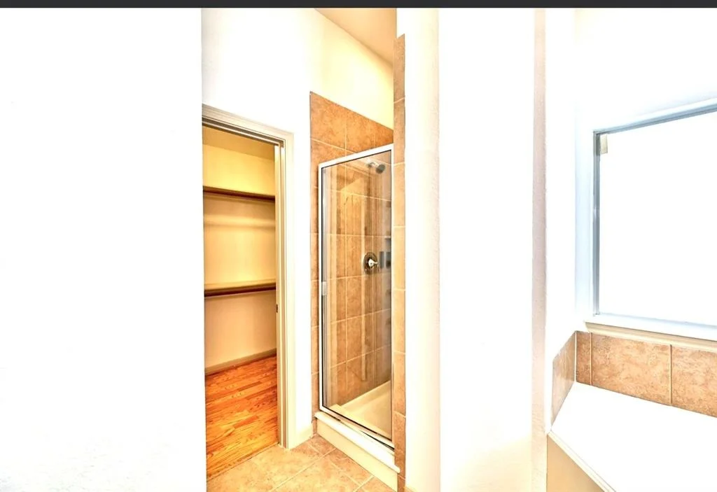 Photo of 1002 Summer Wood Boulevard