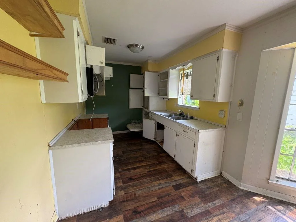 Photo of 666 Overbluff Street
