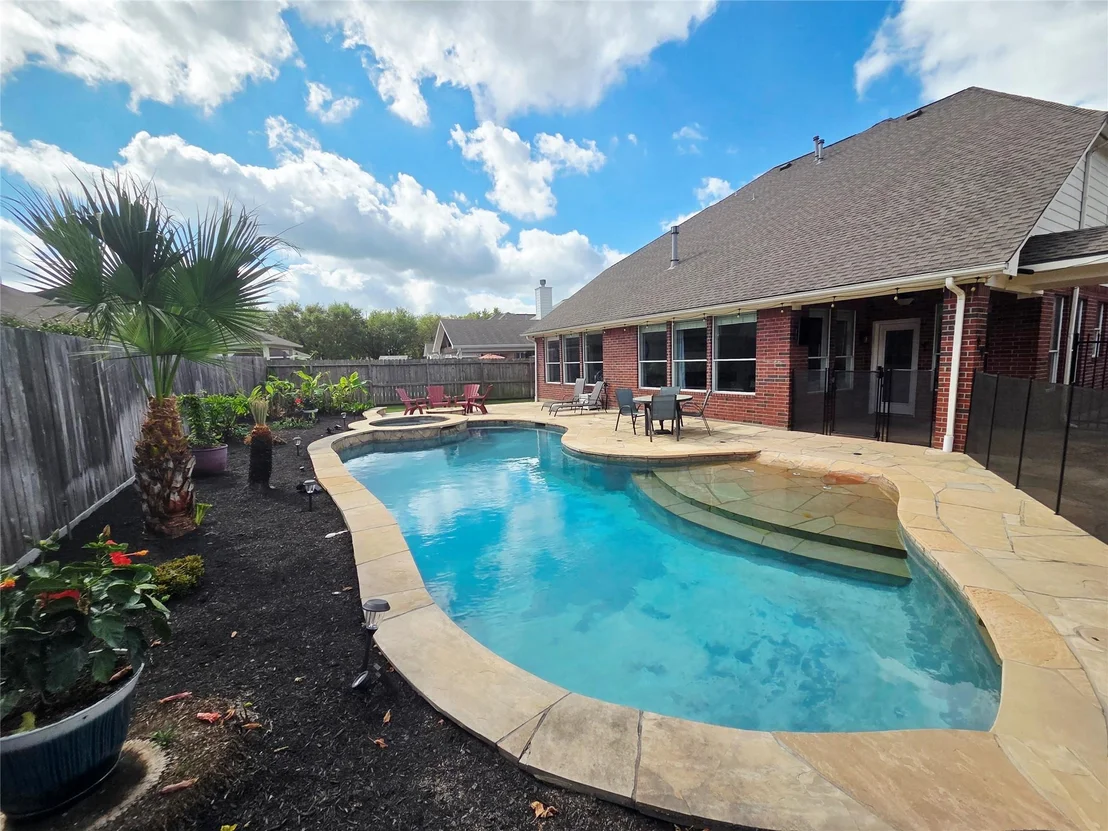 Photo of 6010 Foxland Court