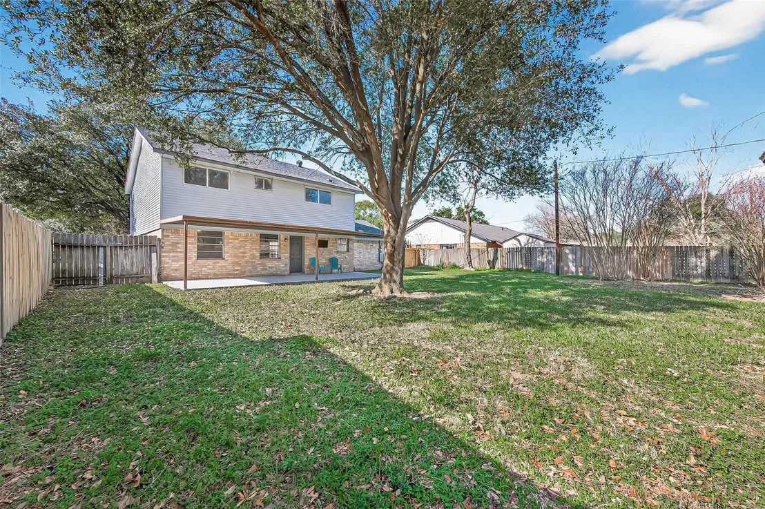 Photo of 21710 Rotherham Drive