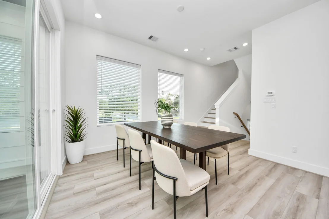 Photo of 7739 Hammerly Boulevard