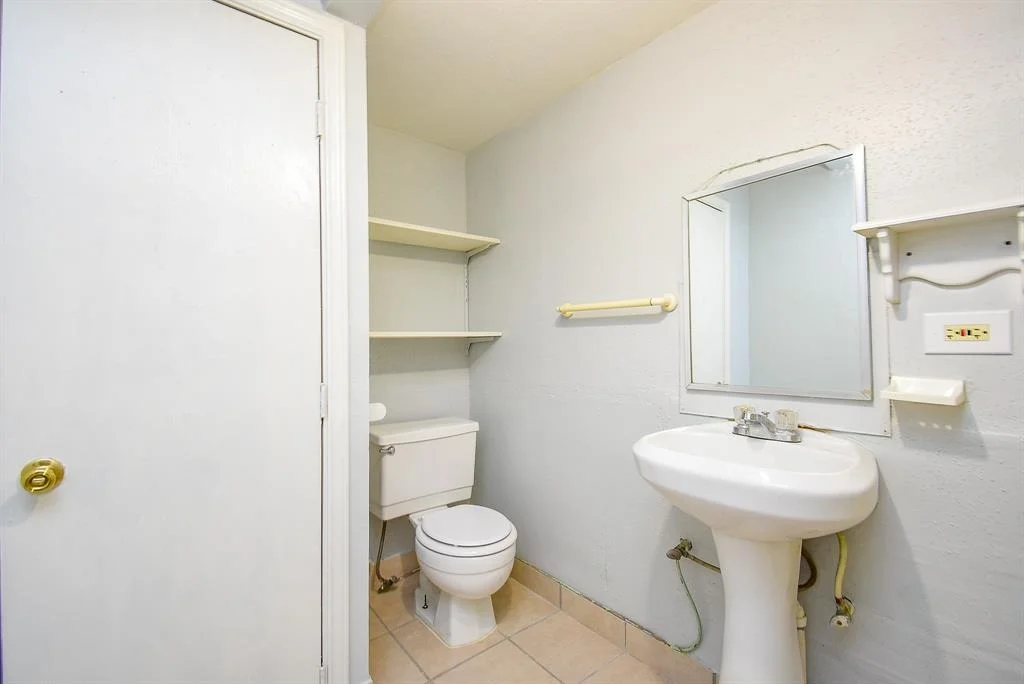 Photo of 7218 Tours Street