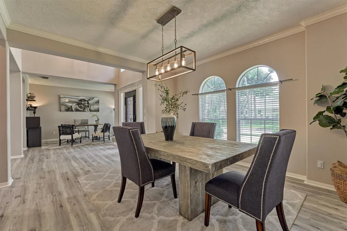 Photo of 24811 Giltspur Way