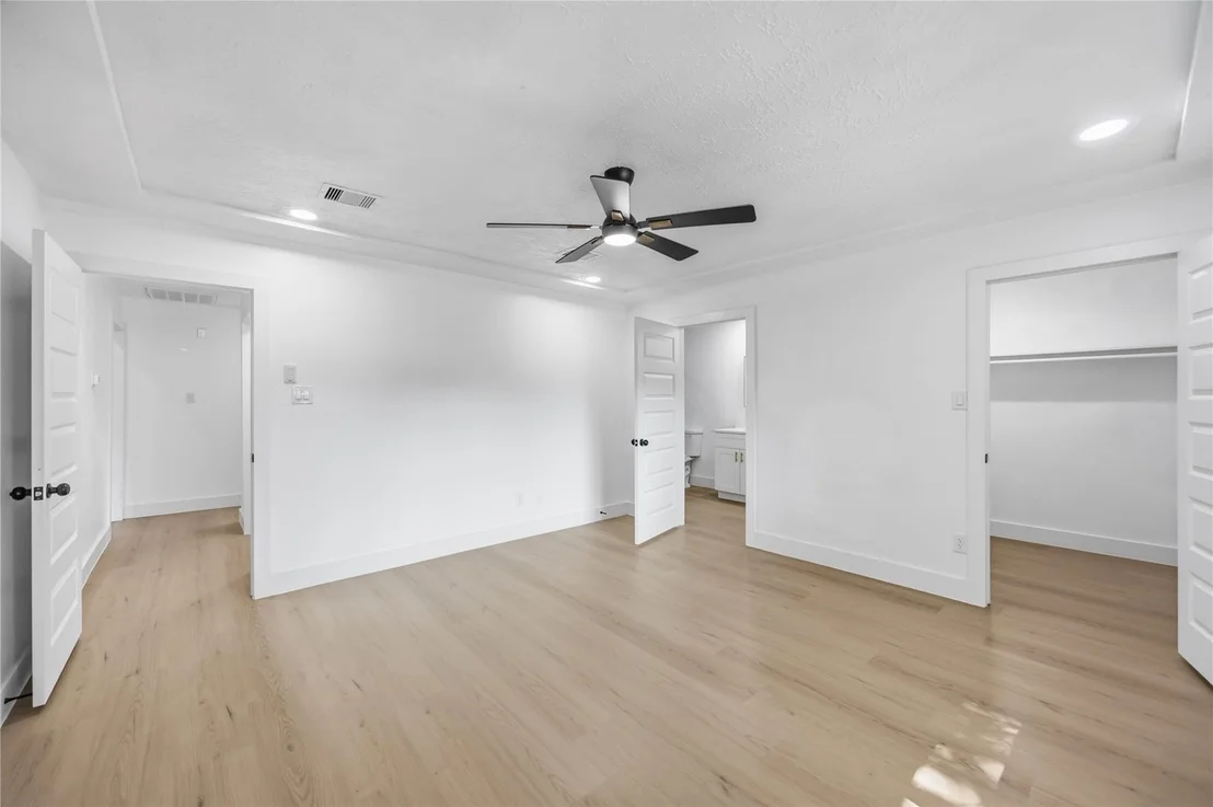 Photo of 9002 Enchanted Forest Drive
