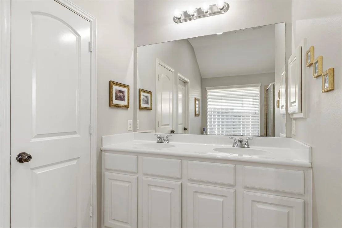 Photo of 25626 Lockspur Drive