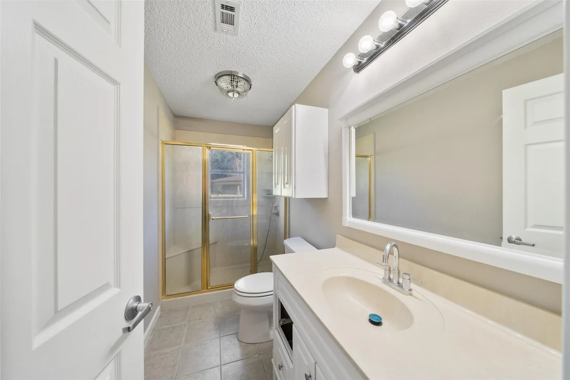 Photo of 1085 County Road 2222