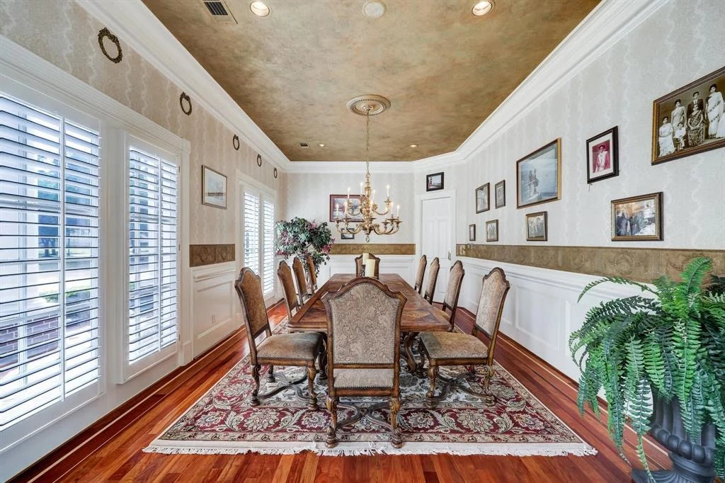 Photo of 25 Beacon Hill