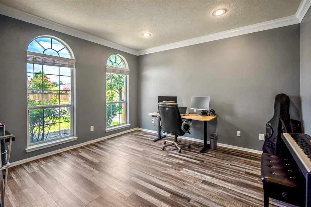 Photo of 9227 Forest Creek Drive