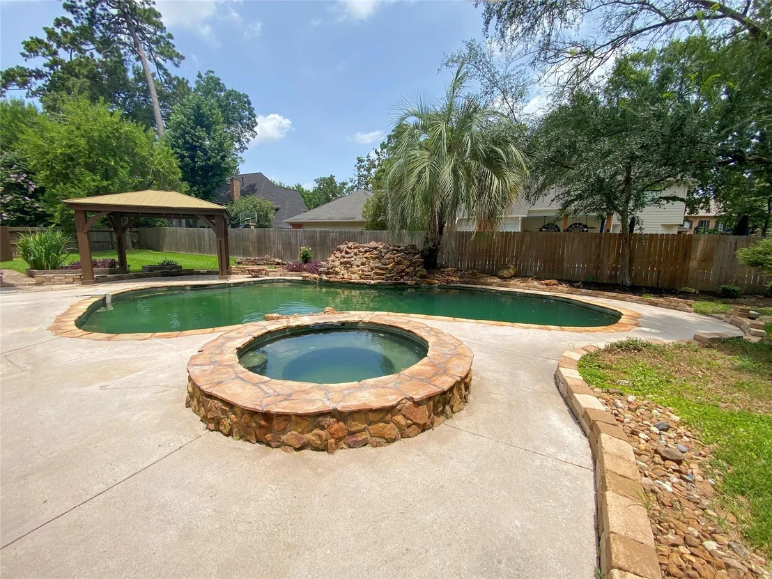 Photo of 1810 Seven Maples Drive
