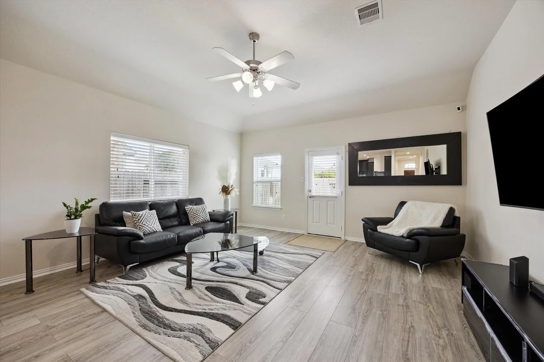 Photo of 2542 Pines Pointe Drive