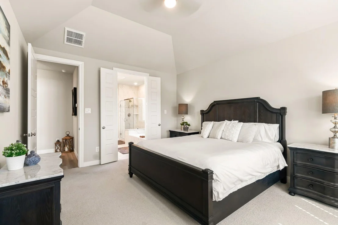 Photo of 7050 Lauren Oak Drive