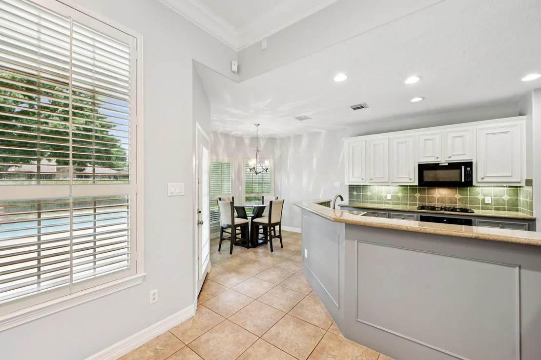 Photo of 7187 Edgewater Drive
