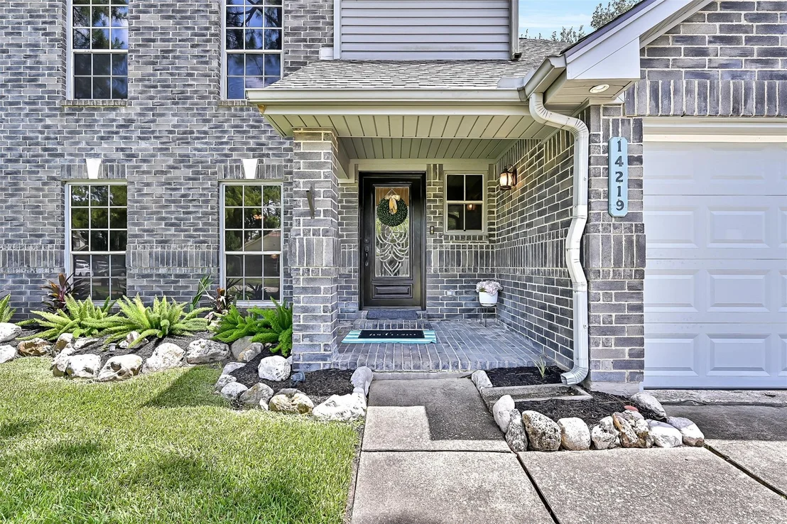 Photo of 14219 Oak Chase Drive