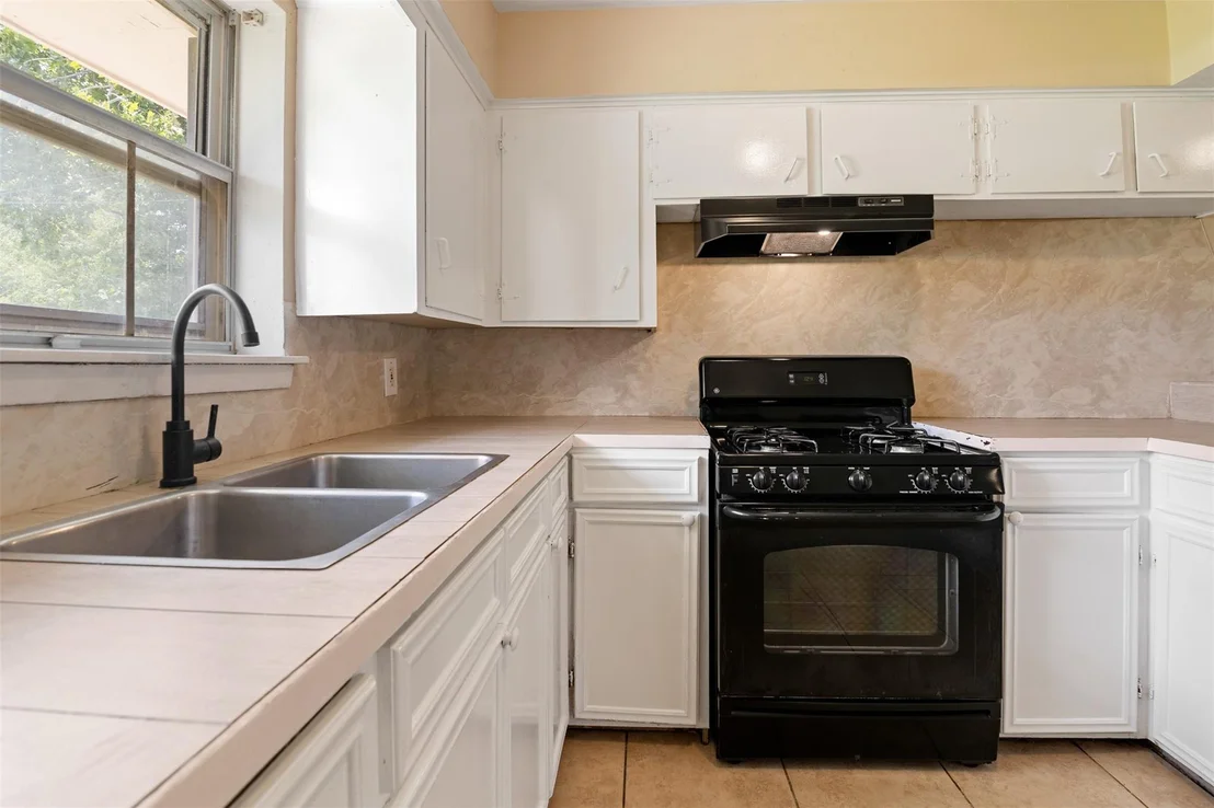 Photo of 18108 Wild Oak Drive