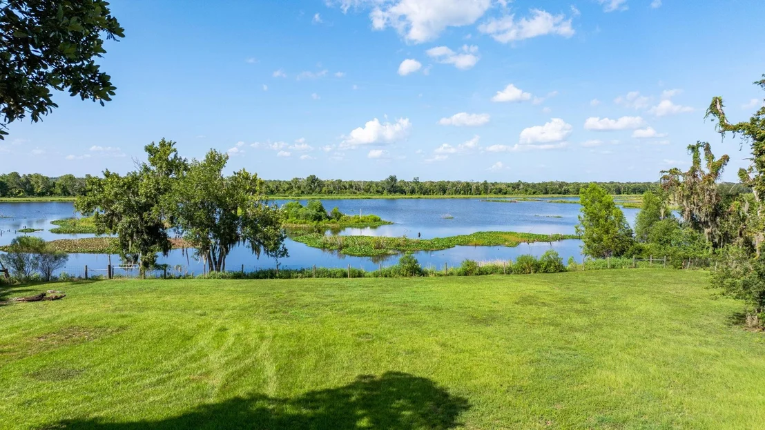 Photo of 21802 Lake View Road