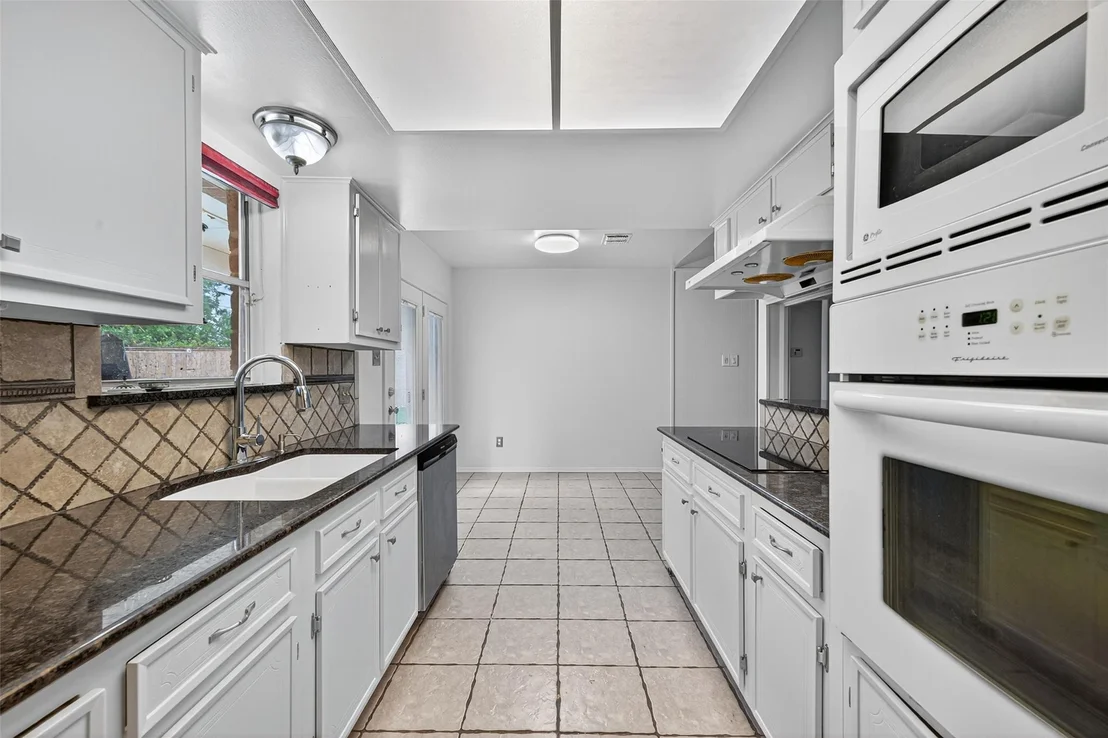 Photo of 6926 Pine Grove Drive