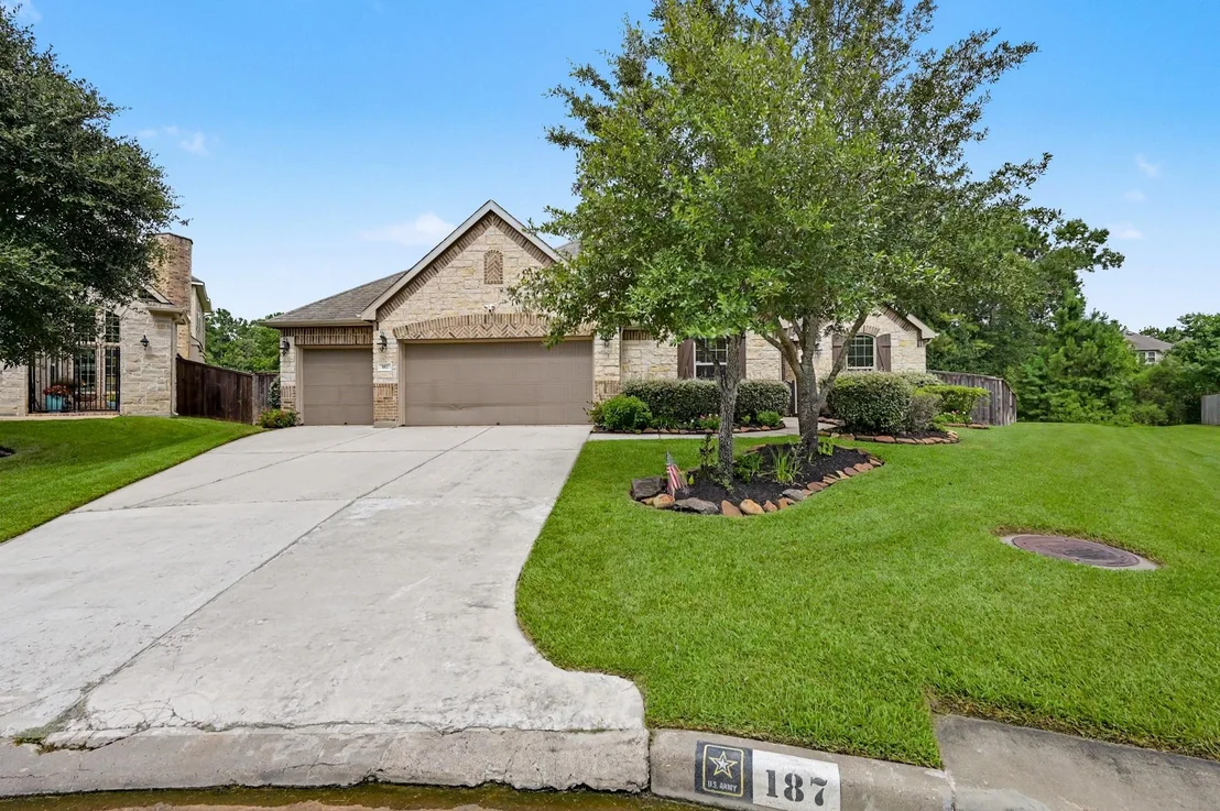 Photo of 187 Wade Pointe Drive