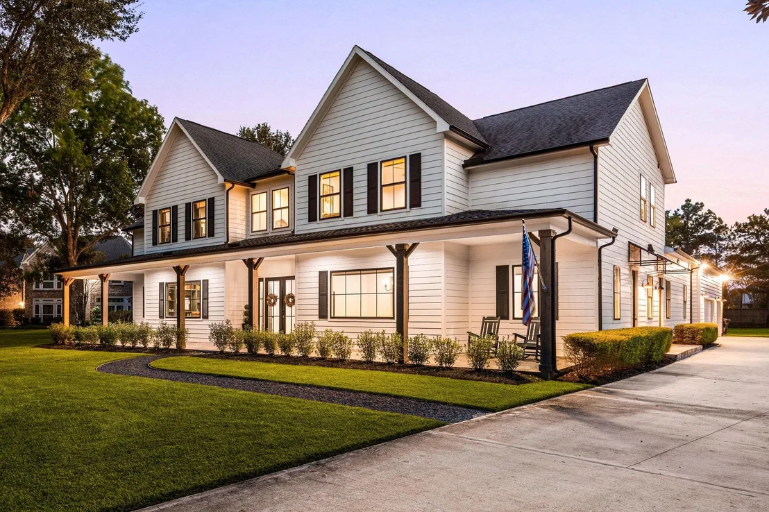 Photo of 3008 S Saddlebrook Lane