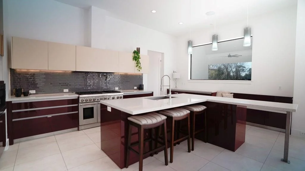 Photo of 3308 N Macgregor Way