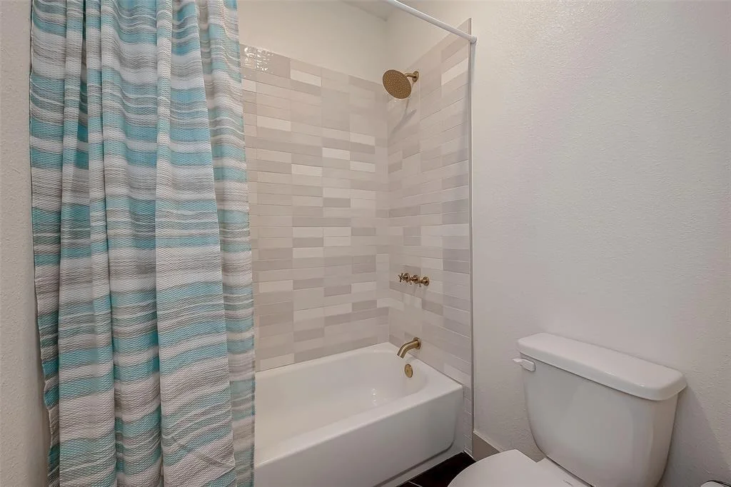 Photo of 444 6th Street