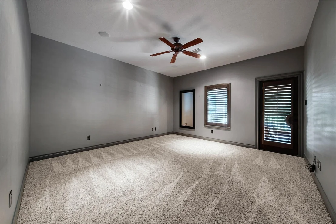 Photo of 852 Eagle Pointe