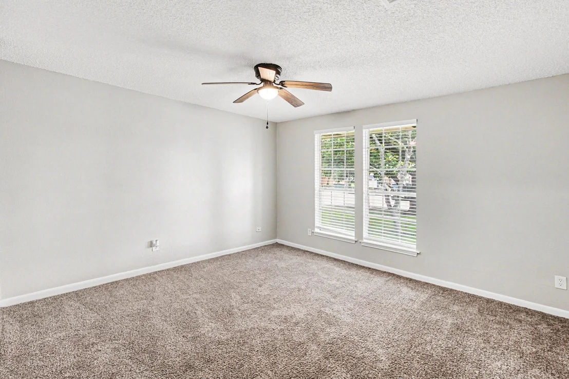 Photo of 2327 N Spring Drive