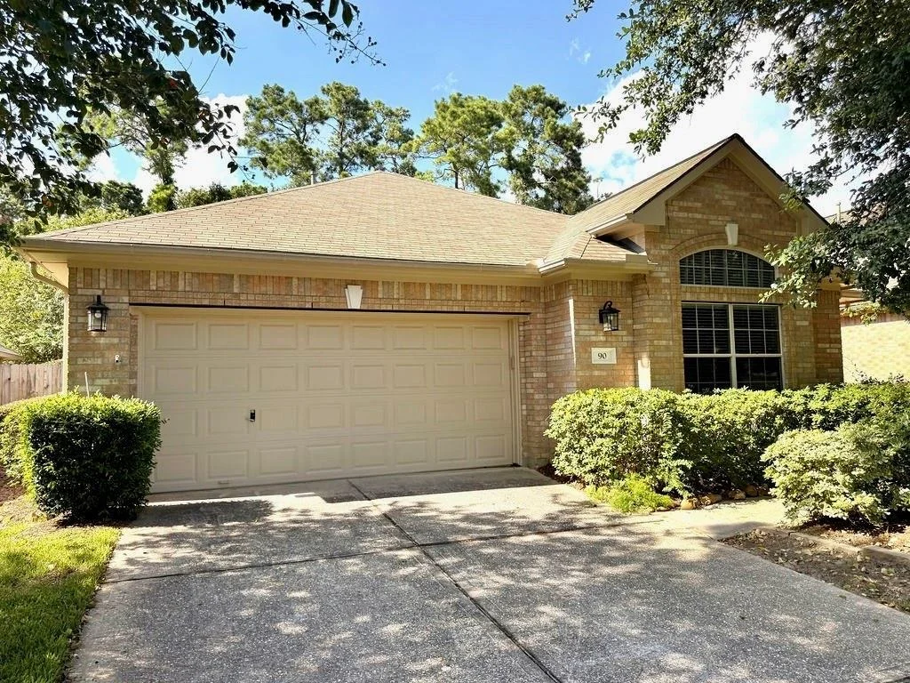 Photo of 90 Country Gate