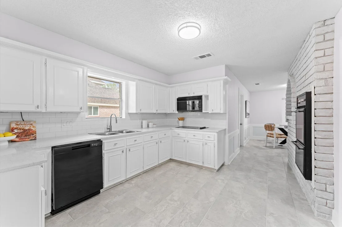 Photo of 16414 York Minster Drive