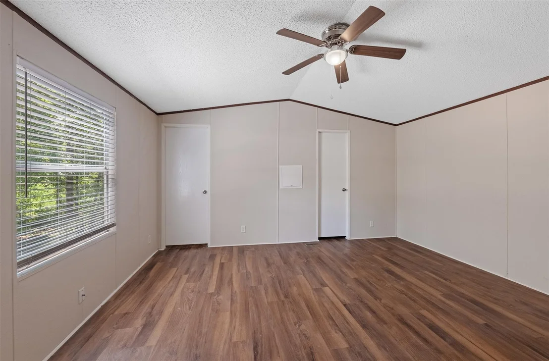 Photo of 350 Oak Tree Drive