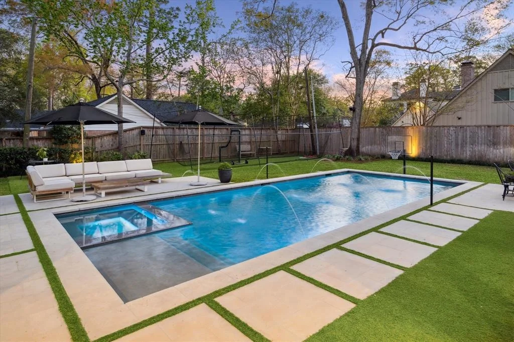 Photo of 415 Coachman Lane