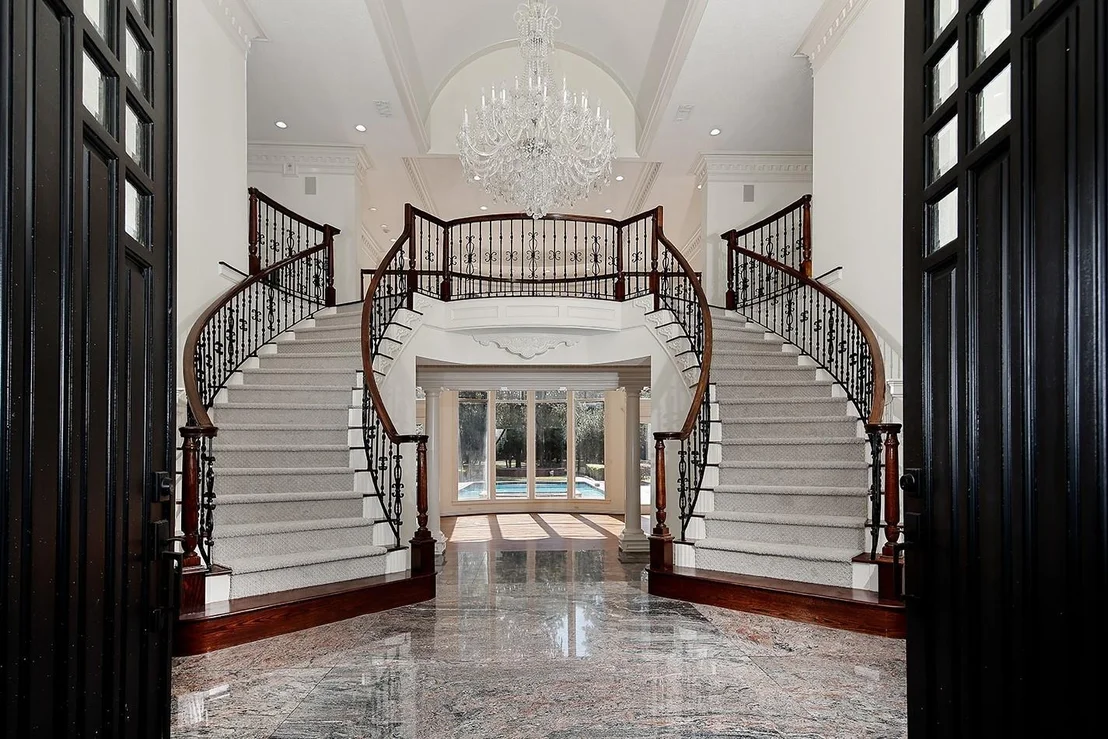 Photo of 23508 Twin Oaks Drive