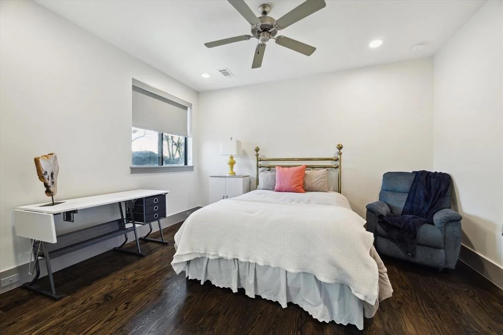 Photo of 1221 Willard Street