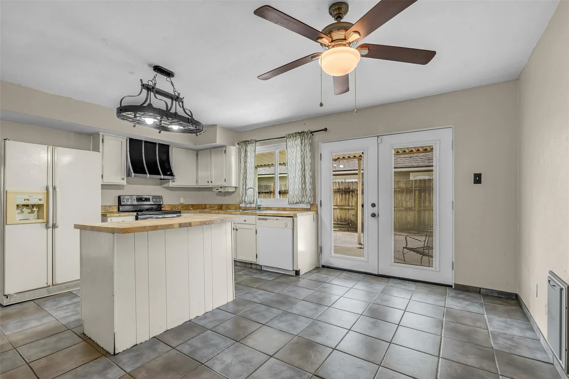 Photo of 17031 Seven Pines Drive