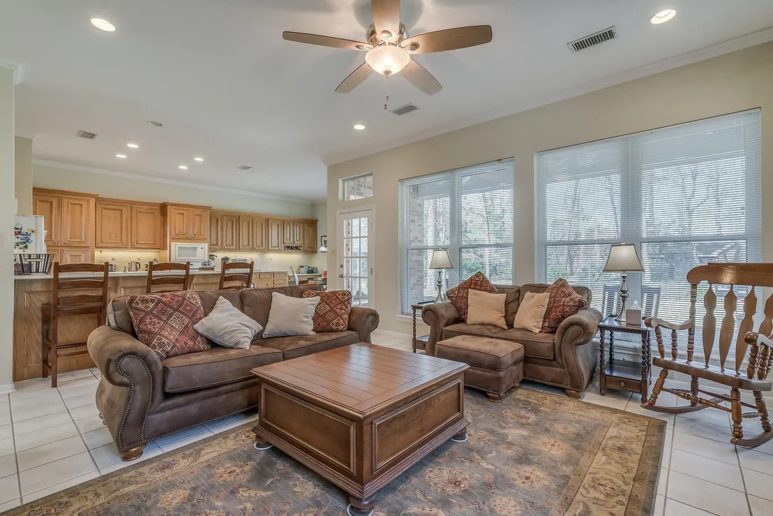 Photo of 2500 Centerline Road