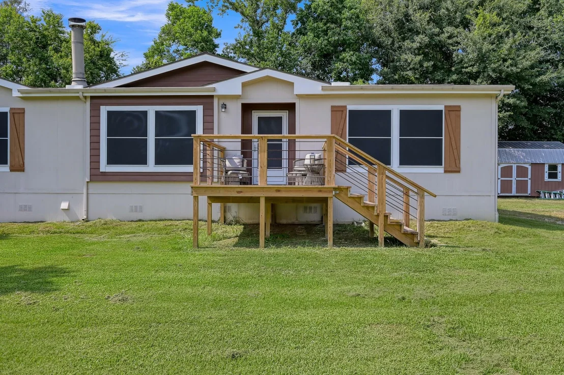 Photo of 17055 Rogers Road