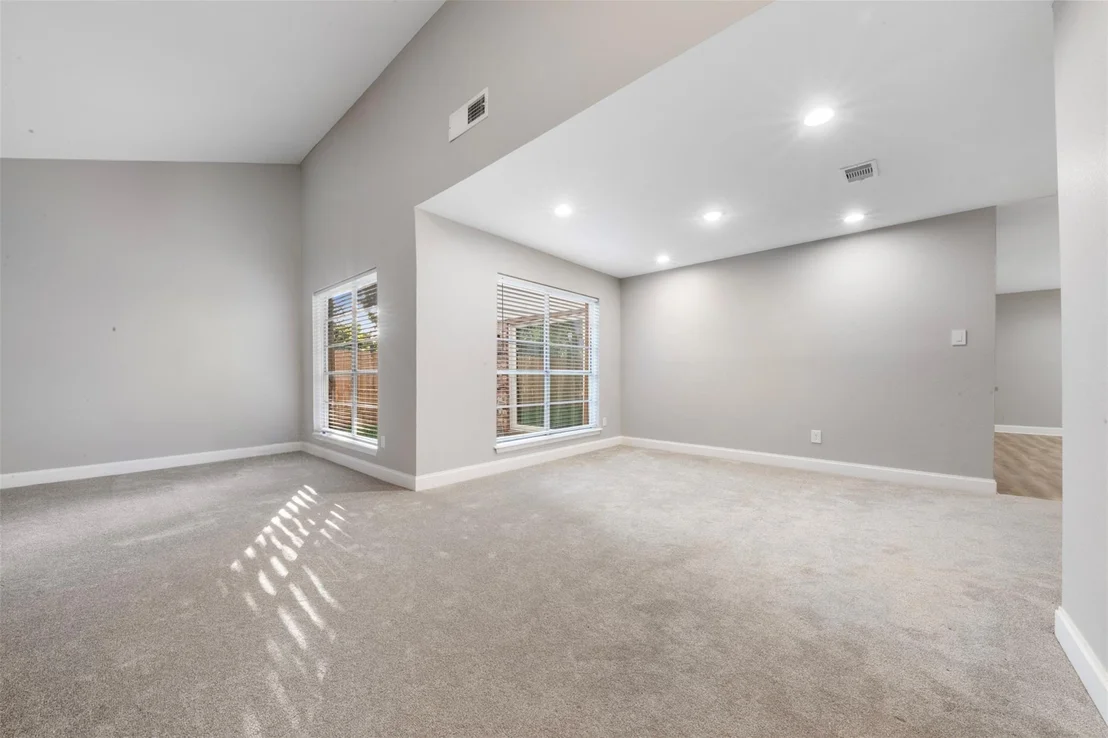 Photo of 6502 Trail Valley Way