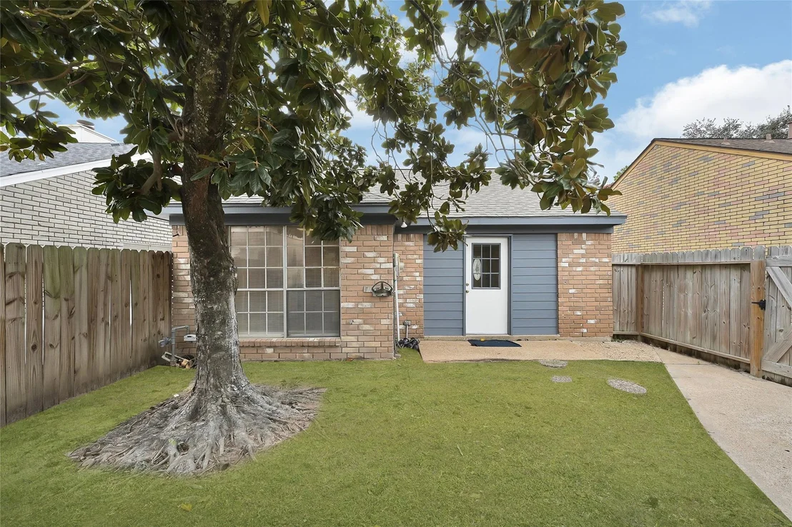 Photo of 5442 Santrey Drive