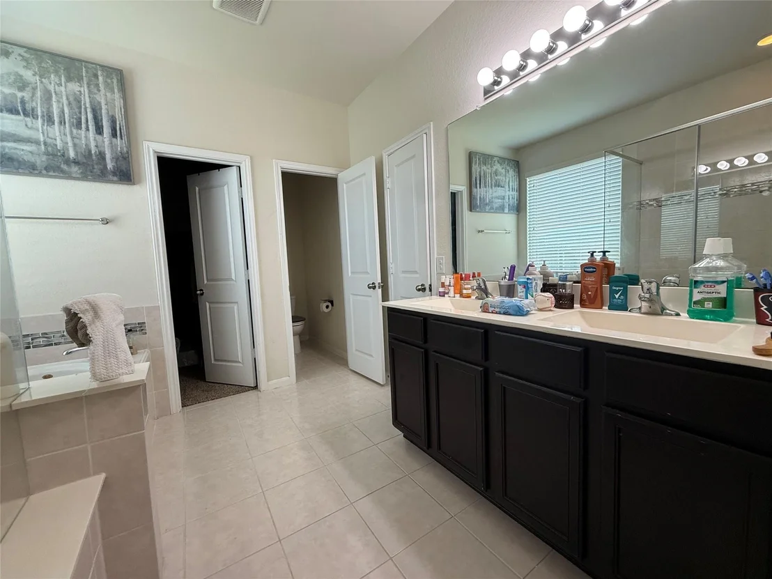 Photo of 7126 Edwanna Lane