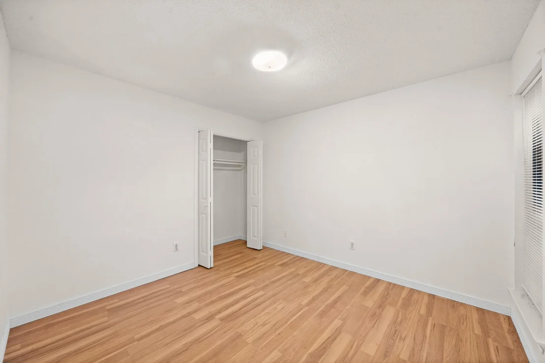 Photo of 13527 Avonshire Drive