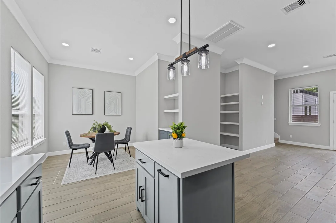Photo of 2456 Walcott Lane