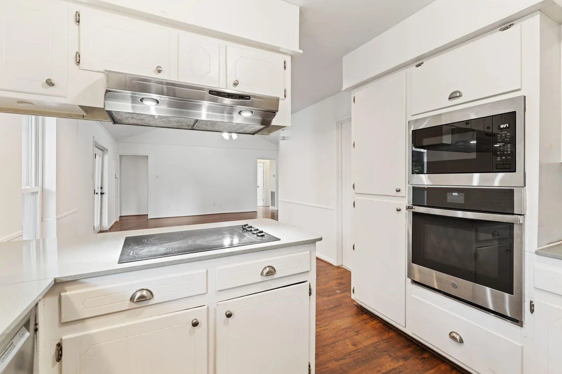 Photo of 12310 Whittington Drive