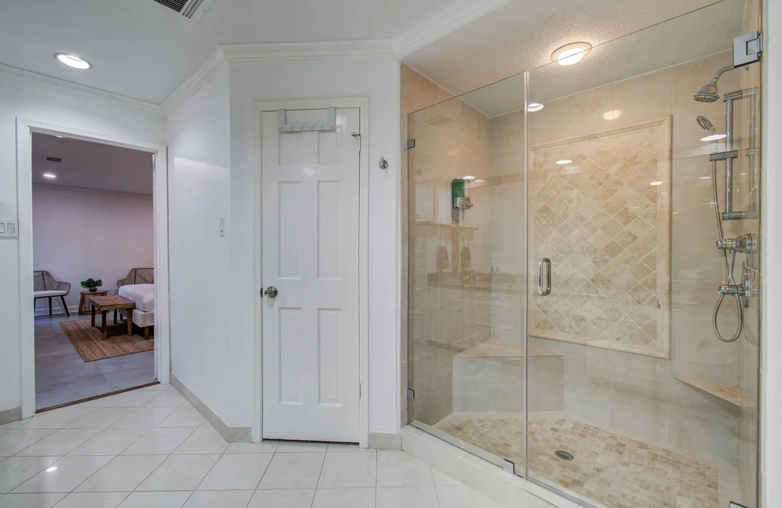 Photo of 5135 Westerham Place