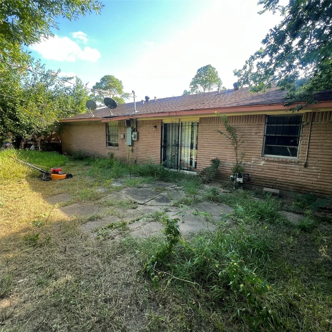 Photo of 5607 Greylog Drive
