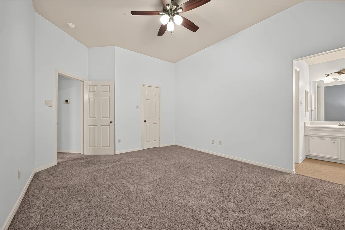 Photo of 331 Silver Creek Circle